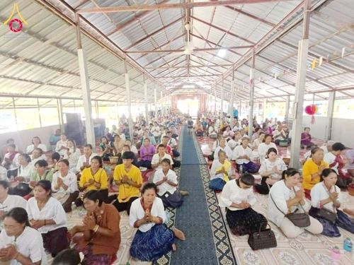 ภาพ No.183228:พิธีทอดกฐิน ณ วัดภูถ้ำพระ จ.กาฬสินธุ์ ในโครงการทอดกฐินสามัคคีทั่วไทย 30,000 วัด บูชาธรรม 80 ปี หลวงพ่อธัมมชโย โดยคณะศิษยานุศิษย์วัดพระธรรมกาย วันที่ 19 ตุลาคม พ.ศ. 2567 กฐินสัมฤทธิ์เด็กดี V-Star โรงเรียนอนุกูลนารี จ.กาฬสินธุ์