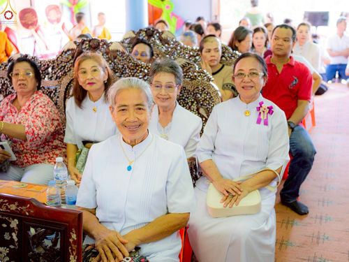 ภาพ No.259617:วันที่ 19 ตุลาคม พ.ศ. 2568 พิธีทอดกฐินสามัคคีทั่วไทย 30,000 วัด โดยคณะศิษยานุศิษย์ บูชาธรรม 81 ปี หลวงพ่อธัมมชโย ณ วัดปทีปพลีผล แขวงท่าข้าม เขตบางขุนเทียน จ.กรุงเทพฯ