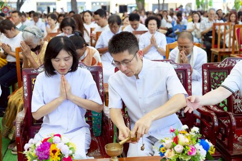 ภาพ No.260965:วันที่ 19 ตุลาคม พ.ศ. 2568 พิธีทอดกฐินสามัคคีทั่วไทย 30,000 วัด โดยคณะศิษยานุศิษย์ บูชาธรรม 81 ปี หลวงพ่อธัมมชโย ณ วัดบัลลังก์ อ.หนองหญ้าไซ จ.สุพรรณบุรี