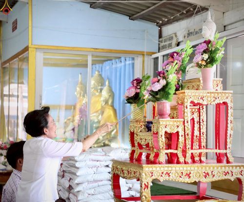 ภาพ No.254579:วันที่ 12 ตุลาคม พ.ศ. 2568 พิธีทอดกฐินสามัคคีทั่วไทย 30,000 วัด โดยคณะศิษยานุศิษย์ บูชาธรรม 81 ปี หลวงพ่อธัมมชโย ณ วัดป่าพระเจ้า อ.ศรีประจันต์ จ.สุพรรณบุรี