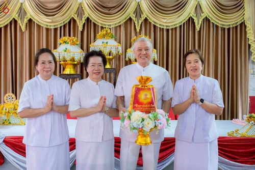 ภาพ No.257923:วันที่ 19 ตุลาคม พ.ศ. 2568 พิธีทอดกฐินสามัคคีทั่วไทย 30,000 วัด โดยคณะศิษยานุศิษย์ บูชาธรรม 81 ปี หลวงพ่อธัมมชโย ณ วัดลำบัว ต.หันตะเภา อ.วังน้อย จ.พระนครศรีอยุธยา