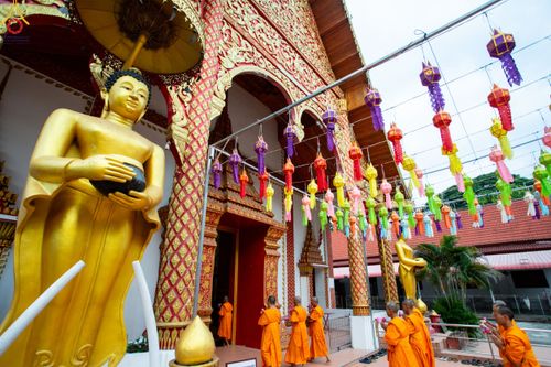 ภาพ No.101584:พิธีบรรพชาธรรมทายาท ในโครงการอุปสมบทบูชาธรรม มหาปูชนียาจารย์ พ.ศ. 2566 ณ วัดพระเจ้าตนหลวง อ.บ้านโฮ่ง จ.ลำพูน วันที่ 8 ธันวาคม พ.ศ. 2566