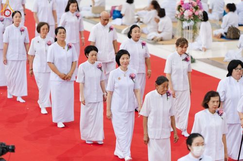 ภาพ No.151406:พิธีจุดเทียนใจ ไฟนิรันดร์ อนันตชัย ณ สภาธรรมกายสากล วัดพระธรรมกาย วันอาทิตย์ต้นเดือนที่ 1 กันยายน พ.ศ. 2567