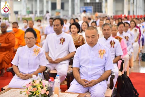 ภาพ No.127030:พิธีมอบใบประกาศเกียรติคุณองค์กรนานาชาติ และหน่วยงานที่ชักชวนคนร่วมโครงการนั่งสมาธิเพื่อสันติภาพโลกมากที่สุด วันอาทิตย์ที่ 1 มีนาคม พ.ศ. 2567 ณ สภาธรรมกายสากล วัดพระธรรมกาย