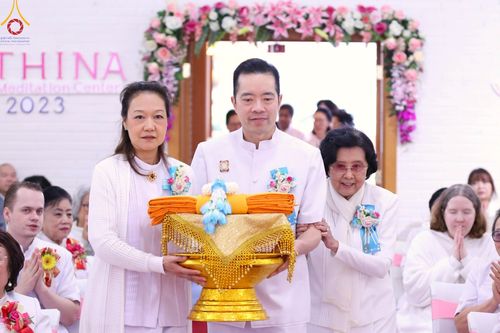 ภาพ No.93298:วัดพระธรรมกายซีแอตเติล รัฐวอชิงตัน ประเทศสหรัฐอเมริกา จัดพิธีทอดกฐินสามัคคี วันอาทิตย์ที่ 5 พฤศจิกายน พ.ศ. 2566