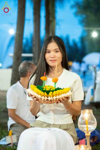 ภาพ No.266259:วันพุธที่ 5 พฤศจิกายน พ.ศ. 2568 (วันพระ ขึ้น 15 ค่ำ เดือน 12) พิธีลอยกระทงธรรม  ณ สระมหาเศรษฐีทะเลบุญ มหาวิหารพระมงคลเทพมุนี วัดพระธรรมกาย จ.ปทุมธานี