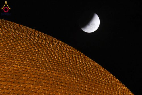 ภาพ No.312420:วันอังคารที่ 3 มีนาคม พ.ศ.2569 พิธีเวียนประทักษิณและจุดมาฆประทีป (ภาพชุดที่ 2) ณ ลานธรรมพระมหาธรรมกายเจดีย์ วัดพระธรรมกาย