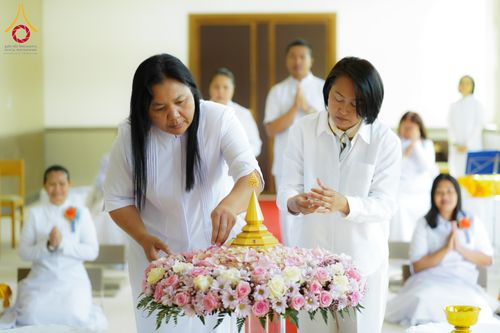 ภาพ No.328750:วันอาทิตย์ที่ 10 พฤษภาคม พ.ศ. 2569 พิธีสักการะพระบรมสารีริกธาตุ ณ วัดพระธรรมกายเบลเยียม