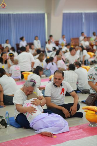 ภาพ No.320169:วันเสาร์ที่ 4 เมษายน 2569 พิธีตัดปอยผม ขอขมาผู้ปกครอง  มอบบาตร-ผ้าไตร และพิธีบรรพชาสามเณร 87 รูป  ณ ศูนย์ปฏิบัติธรรมระยอง(บ้านช่องลม)  ต.บางบุตร อ.บ้านค่าย จ.ระยอง