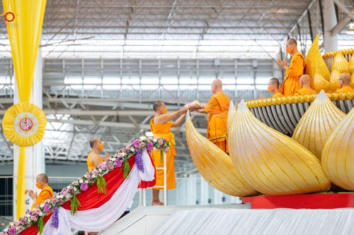 ภาพ No.82355:พิธีหล่อพระประธานเพื่อประดิษฐาน ณ มหาวิหารคด วันอาทิตย์ที่ 11 มิถุนายน พ.ศ. 2566 ณ สภาธรรมกายสากล วัดพระธรรมกาย