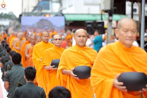 ภาพ No.245406:วันอาทิตย์ที่ 14 กันยายน พ.ศ. 2568 ตักบาตรพระ 555 รูป มหากุศล  น้อมถวายเป็นพุทธบูชา ณ หอนาฬิกาเบตง อ.เบตง จ.ยะลา