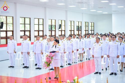 ภาพ No.227240:วันอังคารที่ 3 มิถุนายน พ.ศ. 2568 นายอำเภอคลองหลวง นำพสกนิกรรวมใจภักดิ์ สมเด็จพระนางเจ้าฯ พระบรมราชินี เนื่องในโอกาสวันเฉลิมพระชนมพรรษา ณ อาคารปลูกศรัทธา 2 วัดพระธรรมกาย อ.คลองหลวง จ.ปทุมธานี