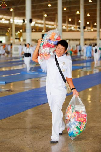 ภาพ No.264007:วันอาทิตย์ที่ 2 พฤศจิกายน พ.ศ. 2568 พิธีตักบาตรอาทิตย์ต้นเดือน ณ บ้านแก้วเรือนทองคุณยายฯ วัดพระธรรมกาย