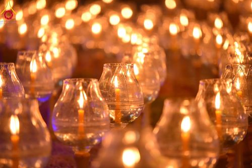 ภาพ No.109731:พิธีจุดประทีปถวายเป็นพุทธบูชา และบูชาธรรมมหาปูชนียาจารย์ วันที่ 10 มกราคม พ.ศ. 2567 ณ อนุสรณ์สถานคลองบางนางแท่น อ.สามพราน จ.นครปฐม