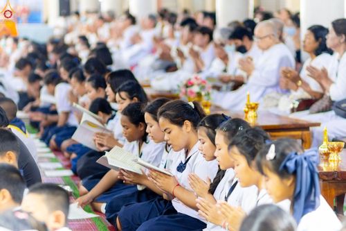 ภาพ No.301240:วันที่ 22 มกราคม พ.ศ. 2569 พิธีทอดผ้าป่าทำนุบำรุงศาสนสถาน ณ วัดใหม่พิบูลย์ผล อ.สองพี่น้อง จ.สุพรรณบุรี ในโครงการธรรมยาตรา กตัญญูบูชา มหาปูชนียาจารย์ พระมงคลเทพมุนี(สด จนฺทสโร) พระผู้ปราบมาร อนุสรณ์สถาน 7 แห่ง ปีที่ 14