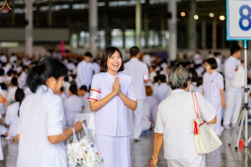 ภาพ No.318116:วันอาทิตย์ต้นเดือนที่ 5 เมษายน พ.ศ.2569 พิธีตักบาตร ณ บ้านแก้วเรือนทองคุณยายอาจารย์ฯ วัดพระธรรมกาย