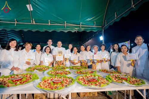 ภาพ No.301722:วันที่ 24 มกราคม พ.ศ. 2569 พิธีถวายภัตตาหารเป็นสังฆทาน แด่พระธรรมยาตรา ณ อนุสรณ์สถานบางปลา วัดบางปลา อำเภอบางเลน จังหวัดนครปฐม ในโครงการธรรมยาตรา กตัญญูบูชา มหาปูชนียาจารย์ พระมงคลเทพมุนี(สด จนฺทสโร) พระผู้ปราบมาร อนุสรณ์สถาน 7 แห่ง ปีที่ 14