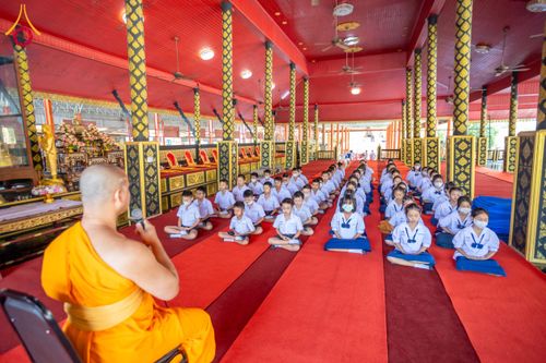 ภาพ No.205119:พิธีทอดผ้าป่าทำนุบำรุงศาสนสถาน ณ วัดบ่อทอง ตำบลคูขวาง อำเภอลาดหลุมแก้ว จังหวัดปทุมธานี ในโครงการธรรมยาตรา กตัญญูบูชา มหาปูชนียาจารย์ พระมงคลเทพมุนี(สด จนฺทสโร) พระผู้ปราบมาร อนุสรณ์สถาน 7 แห่ง ปีที่ 13 วันที่ 30 มกราคม พ.ศ. 2568 