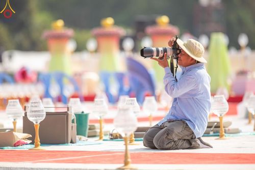 ภาพ No.130103:V.34 เพื่อธรรมเพื่อบางกล่ำ การรับบุญของเจ้าหน้าที่หน่วยงานต่างๆ  เพื่องานธรรมยาตราอัญเชิญพระบรมสารีริกธาตุ ประดิษฐาน ณ มหารัตนเจดีย์สิริปทุมสวรรค์ (เจดีย์อริยพุทธะ 5 พระองค์) ณ ศูนย์ปฏิบัติธรรมภาคใต้ อ.บางกล่ำ จ.สงขลา ระหว่างวันที่ 9-10 มีนาคม พ.ศ. 2567