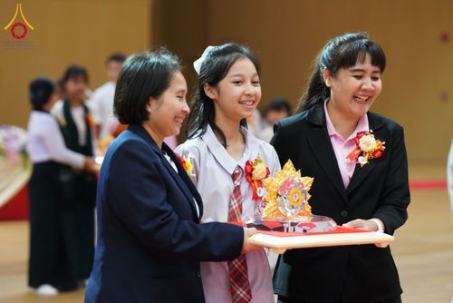 ภาพ No.207631:พิธีมอบโล่พระราชทาน สมเด็จพระกนิษฐาธิราชเจ้า กรมสมเด็จพระรัตนราชสุดาฯ สยามบรมราชกุมารี และโล่เกียรติยศโครงการตอบปัญหาธรรมะ "ทางก้าวหน้า" ครั้งที่ 42 พิธีมอบโล่วัชรเกียรติยศ โครงการตอบปัญหาศีลธรรมเพื่อสันติภาพโลก (WORLD-PEC) ครั้งที่ 18 วันที่ 12 ก.พ. 2568