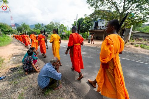 ภาพ No.139958:PhotoStory มหาศรัทธา ธรรมยาตราศรีลังกา EP.2 พิธีเปิดโครงการสยาม-ลังกา ธรรมยาตรา ฉลองเทศกาลวิสาขบูชาแห่งชาติ ศรีลังกา บูชาธรรม 80 ปีหลวงพ่อธัมมชโย เมื่อวันที่ 17 พฤษภาคม พ.ศ. 2567