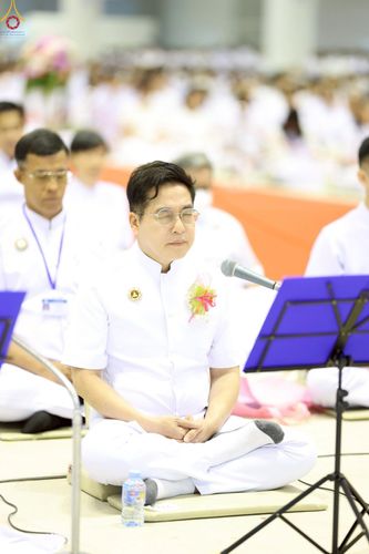 ภาพ No.227969:วันอาทิตย์ที่ 1 มิถุนายน พ.ศ. 2568 พิธีตักบาตร , พิธีบูชาข้าวพระ ณ วัดพระธรรมกาย จ.ปทุมธานี