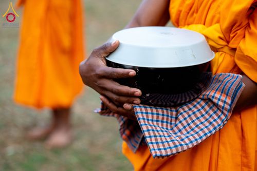 ภาพ No.131072:Photo Story ปฐมบรรพชาชาวพุทธมาร์มา Episode 4/5 วันที่ 13 กุมภาพันธ์พ.ศ. 2567 ณ วัดธัมจักร อรัญกุฏิ บังกลาเทศ