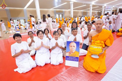 ภาพ No.217291:วันเสาร์ที่ 12 เมษายน พ.ศ. 2568 พิธีบรรพชา พิธีขอศีลและขอนิสสัย พิธีมอบบาตร ในโครงการอุปสมบทหมู่ บูชาธรรมหลวงพ่อธัมมชโย, โครงการธรรมทายาท ระดับอุดมศึกษา รุ่นที่ 52 ,  โครงการบวชพระนานาชาติ AEC & WAB CEO รุ่นที่ 4 ณ วัดพระธรรมกาย