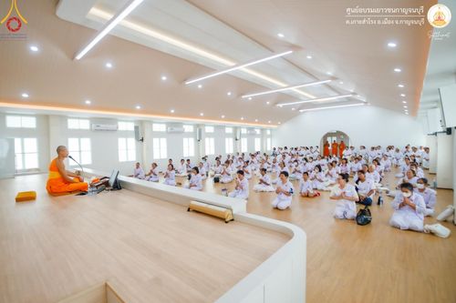 ภาพ No.157930:โครงการอบรมอุบาสก อุบาสิกาแก้ว  ตัวแทนทอดกฐิน 30,000 วัด ทั่วไทย บูชาธรรม 80 ปี หลวงพ่อธัมมชโย โซนตะวันตก 6 จังหวัด รุ่นที่ 3 ระหว่างวันที่ 20-22 กันยายน พ.ศ. 2567 ณ ศูนย์อบรมเยาวชนกาญจนบุรี