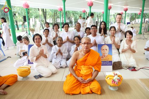 ภาพ No.244882:วันเสาร์ที่ 6 กันยายน พ.ศ. 2568 พิธีถวายบาตร บรรพชา อุปสมบทของนาคธรรมทายาท โครงการอุปสมบทหมู่บูชาธรรมครบรอบ 108 ปี  วันครูผู้ค้นพบวิชชาธรรมกาย ณ โบสถ์พระไตรปิฎก วัดพระธรรมกาย