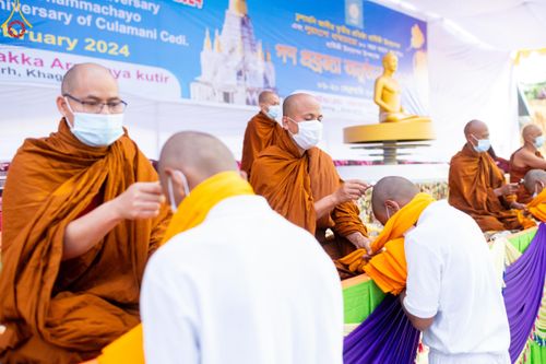 ภาพ No.130377:Photo Story ปฐมบรรพชาชาวพุทธมาร์มา Episode 3/5 วันที่ 9 กุมภาพันธ์ พ.ศ. 2567 ในโครงการบรรพชาสามเณร ครั้งแรกของชาวพุทธมาร์มา บังกลาเทศ ณ วัดธัมจักร อรัญกุฏิ เมืองรัมการ์ คาร์กาชารี บังกลาเทศ