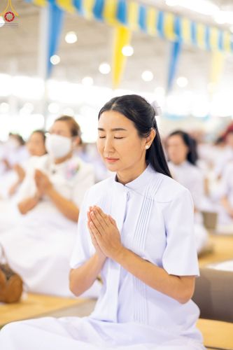 ภาพ No.86938:พิธีตักบาตร , พิธีบูชาข้าวพระ , พิธีจุดเทียนใจ ไฟนิรันดร์ อนันตชัย ในวันอาทิตย์ต้นเดือน 3 กันยายน พ.ศ. 2566 ณ วัดพระธรรมกาย