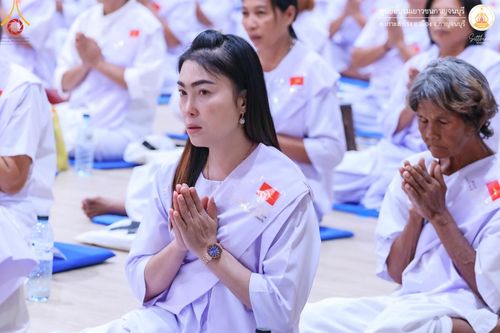 ภาพ No.152177:โครงการอบรมอุบาสก อุบาสิกาแก้ว ตัวแทนทอดกฐิน 30,000 วัด ทั่วไทย ระหว่างวันที่ 6-8 กันยายน พ.ศ. 2567 ณ ศูนย์อบรมเยาวชนกาญจนบุรี