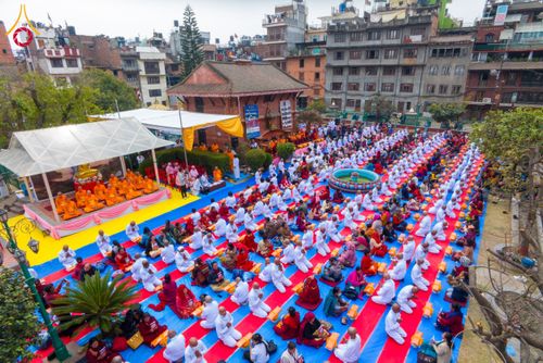 ภาพ No.129810:พิธีตัดปอยผมและแห่นาคธรรมทายาท ในโครงการบรรพชา 1,250 รูป ณ แดนประสูติ สวนลุมพินี ประเทศเนปาล วันที่ 2 มีนาคม พ.ศ. 2567