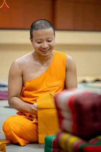 ภาพ No.60621:V.38 ทุ่มพลังเพื่อพ่อครบ 80 ปี ภาพการเตรียมงานของหน่วยงานต่างๆ เพื่อพิธีฉลองอายุวัฒนมงคล 80 ปี หลวงพ่อธัมมชโย และรับถวายมหาสังฆทาน 10,000 กว่าวัดทั่วประเทศ ในวันคุ้มครองโลก วันจันทร์ที่ 22 เมษายน พ.ศ. 2567