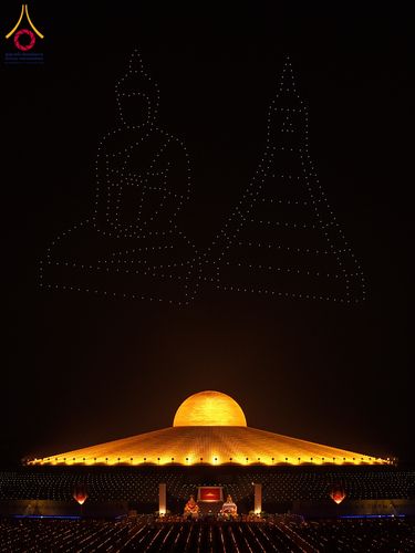 ภาพ No.307257:วันที่ 31 มกราคม พ.ศ. 2569  พิธีจุดประทีปธรรมถวายเป็นพุทธบูชา  และบูชาธรรมมหาปูชนียาจารย์ (ภาพชุดที่ 1) ณ วัดพระธรรมกาย ปทุมธานี ในโครงการธรรมยาตรา กตัญญูบูชา มหาปูชนียาจารย์ พระมงคลเทพมุนี(สด จนฺทสโร) พระผู้ปราบมาร อนุสรณ์สถาน 7 แห่ง ปีที่ 14