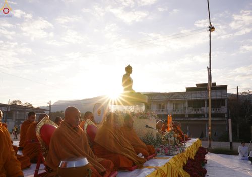 ภาพ No.281370:วันเสาร์ที่ 27 ธันวาคม พ.ศ.2568 พิธีตักบาตรพระ ๑,๐๐๐ รูป   เพื่อความเป็นสิริมงคลแก่ชีวิตและแผ่นดินไทย  มหากุศลครั้งยิ่งใหญ่แห่งปี ส่งท้ายปีเก่า ต้อนรับปีใหม่  ณ ถนนหน้าที่ว่าการอำเภอภูเรือ จังหวัดเลย