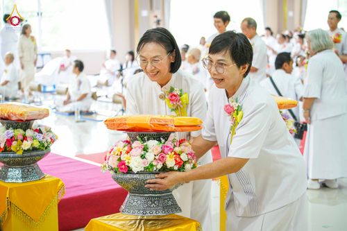 ภาพ No.346566:วันอาทิตย์ที่ 30 สิงหาคม พ.ศ.2569 พิธีทอดผ้าป่า สวดธรรมจักรกัปปวัตนสูตรกลั่นแผ่นดินโปรยรัตนชาติ  สถาปนาองค์พระเจดีย์เพื่อสร้างสันติภาพโลก  ณ ศูนย์ปฏิบัติธรรมพนมสารคาม (เพชรตะวัน) จังหวัดฉะเชิงเทรา