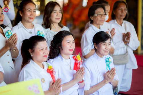 ภาพ No.304891:วันที่ 28 มกราคม พ.ศ. 2569 พิธีทอดผ้าป่าทำนุบำรุงศาสนสถาน ณ วัดบ่อทอง ต.คูขวาง อ.ลาดหลุมแก้ว จ.ปทุมธานี ในโครงการธรรมยาตรา กตัญญูบูชา มหาปูชนียาจารย์ พระมงคลเทพมุนี(สด จนฺทสโร) พระผู้ปราบมาร อนุสรณ์สถาน 7 แห่ง ปีที่ 14