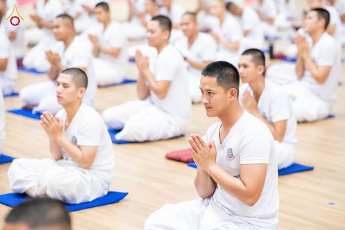 ภาพ No.350105:วันที่ 17-18 กันยายน พ.ศ. 2569 โครงการบรรพชาพัฒนาคุณธรรม จริยธรรม สำหรับนักเรียนนายสิบตำรวจ (นสต.) รุ่นที่ 16 ศูนย์ฝึกอบรมตำรวจภูธรภาค 1  ได้จัดกิจกรรม ณ สภาธรรมกายสากล ห้องแก้ว2