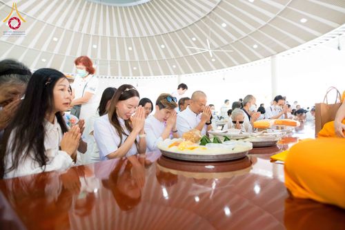 ภาพ No.307366:วันจันทร์ที่ 2  กุมภาพันธ์ พ.ศ. 2569 พิธีบุพเปตพลี ครั้งที 177 วันพระขึ้น 15 ค่ำ เดือน 3 ณ หอฉันคุณยายอาจารย์ วัดพระธรรมกาย จ.ปทุมธานี