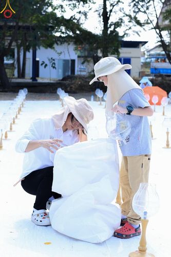 ภาพ No.112550:V.11 สามารถ การเตรียมงาน เก็บงาน การรับบุญของเจ้าหน้าที่หน่วยงานต่างๆ เพื่อโครงการธรรมยาตรา กตัญญูบูชา มหาปูชนียาจารย์ พระมงคลเทพมุนี (สด จนฺทสโร) พระผู้ปราบมาร อนุสรณ์สถาน 7 แห่ง ปีที่ 12 ระหว่างวันที่ 2 - 31 มกราคม พ.ศ.2567