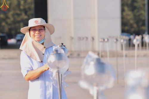 ภาพ No.125462:V.27 มาฆะ สาธุ  การรับบุญเตรียมงาน ปฎิบัติงาน เก็บงาน ของเจ้าหน้าที่หน่วยงานต่างๆ เพื่อวันมาฆบูชา วันเสาร์ที่ 24 กุมภาพันธ์  พ.ศ. 2567 ณ วัดพระธรรมกาย จ.ปทุมธานี