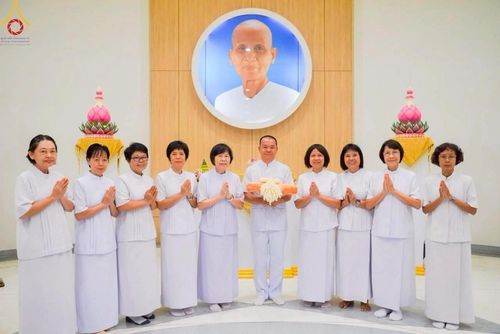 ภาพ No.223247:วันที่ 2 -10 พฤษภาคม พ.ศ. 2568 พิธีตัดปอยผม ปลงผม พิธีขอขมาลาอุปสมบทอุทิศชีวิต ของอุบาสก พิสิทธิ์ หมื่นแกล้ว  ณ วัดพระธรรมกาย