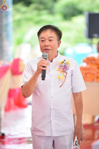 ภาพ No.158210:พิธีทอดผ้าป่า ติดตั้งแผ่นสิริฉะทะนะรัสมี(หลังคา) อาคาร 80 ปี หลวงพ่อธัมมชโย วันอาทิตย์ที่ 22 กันยายน พ.ศ. 2567 ณ ศูนย์ปฏิบัติธรรมวิหารแดง อ.วิหารแดง จ.สระบุรี