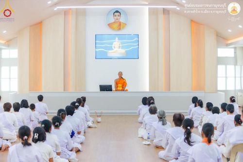 ภาพ No.157929:โครงการอบรมอุบาสก อุบาสิกาแก้ว  ตัวแทนทอดกฐิน 30,000 วัด ทั่วไทย บูชาธรรม 80 ปี หลวงพ่อธัมมชโย โซนตะวันตก 6 จังหวัด รุ่นที่ 3 ระหว่างวันที่ 20-22 กันยายน พ.ศ. 2567 ณ ศูนย์อบรมเยาวชนกาญจนบุรี