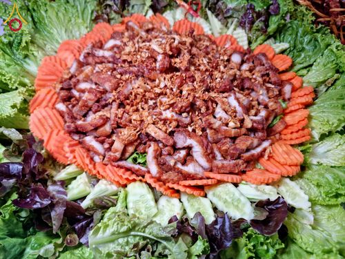 ภาพ No.202781:พิธีถวายภัตตาหารเป็นสังฆทาน แด่พระธรรมยาตรา ณ วัดพระธรรมกาย ตำบลคลองสาม อำเภอคลองหลวง จังหวัดปทุมธานี ในโครงการธรรมยาตรา กตัญญูบูชา มหาปูชนียาจารย์ พระมงคลเทพมุนี(สด จนฺทสโร) พระผู้ปราบมาร อนุสรณ์สถาน 7 แห่ง ปีที่ 13 วันที่ 28 มกราคม พ.ศ. 2568