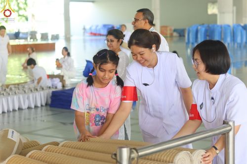 ภาพ No.177470:พิธีถวายภัตตาหารเมนูสวรรค์ และพิธีบุพเปตพลี ครั้งที่ 158 ร่วมอุทิศบุญแด่หมู่ญาติที่ล่วงลับไปแล้ว และสืบทอดอายุพระพุทธศาสนา ณ วัดพระธรรมกาย วันที่ 30 พฤศจิกายน พ.ศ.2567 (วันพระ แรม 15 ค่ำ เดือน 12)