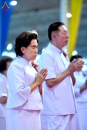 ภาพ No.261305:วันอาทิตย์ที่ 5 ตุลาคม พ.ศ. 2568 พิธีจุดเทียนใจ ไฟนิรันด์ อนันตชัย ณ สภาธรรมกายสากล วัดพระธรรมกาย