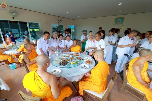 ภาพ No.233475:วันอาทิตย์ที่ 13 กรกฎาคม พ.ศ. 2568 พิธีทอดผ้าป่าสามัคคี "สร้างบ้านพักผู้ปฏิบัติธรรม" ณ ศูนย์ปฏิบัติธรรมจังหวัดระยอง(บ้านช่องลม)